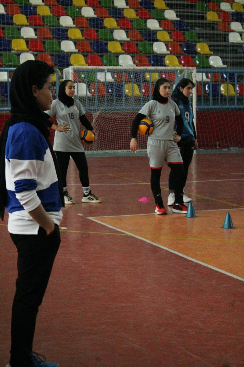 آموزش والیبال، والیبال پیروز، پیروز شمیران باشگاه فرهنگی ورزشی پیروز